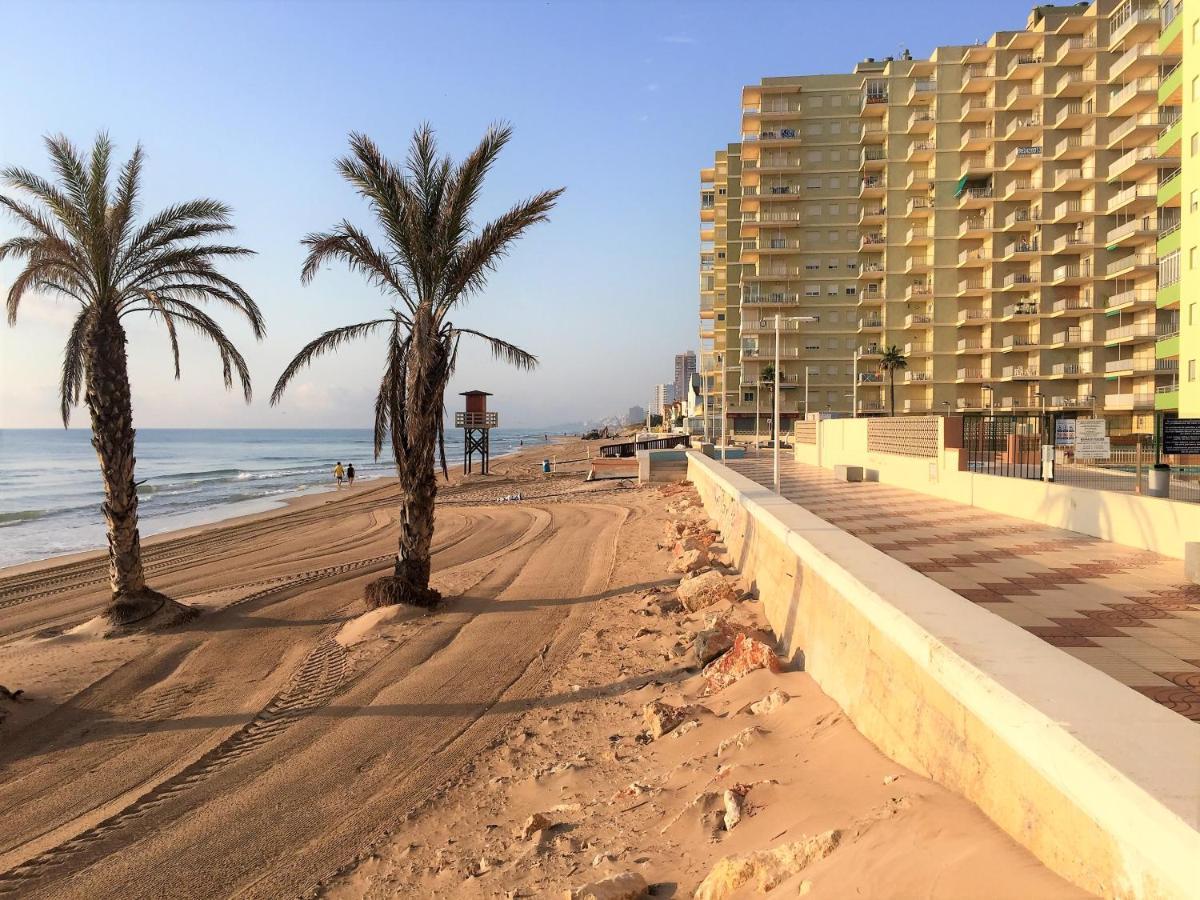 Beachfront And Bright Apartment Mareny Barraquetas エクステリア 写真