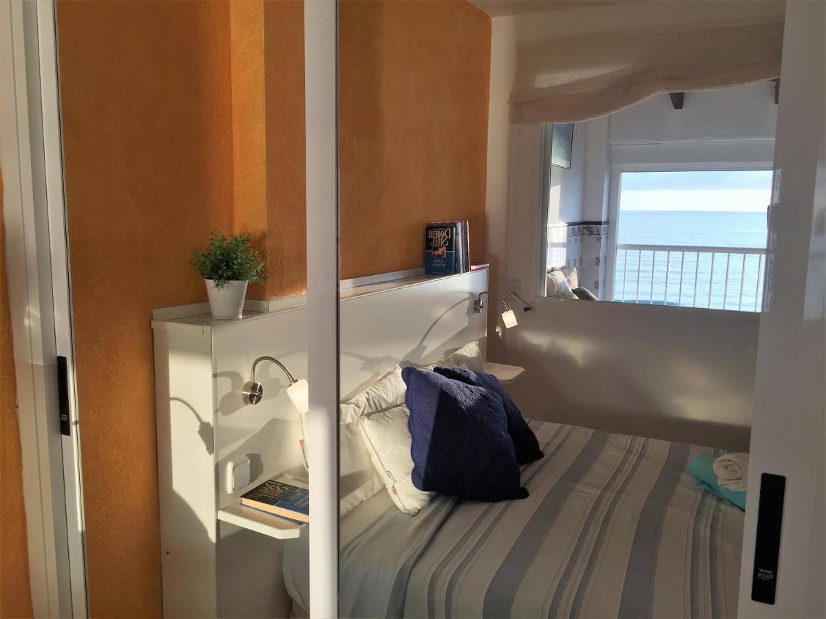 Beachfront And Bright Apartment Mareny Barraquetas エクステリア 写真