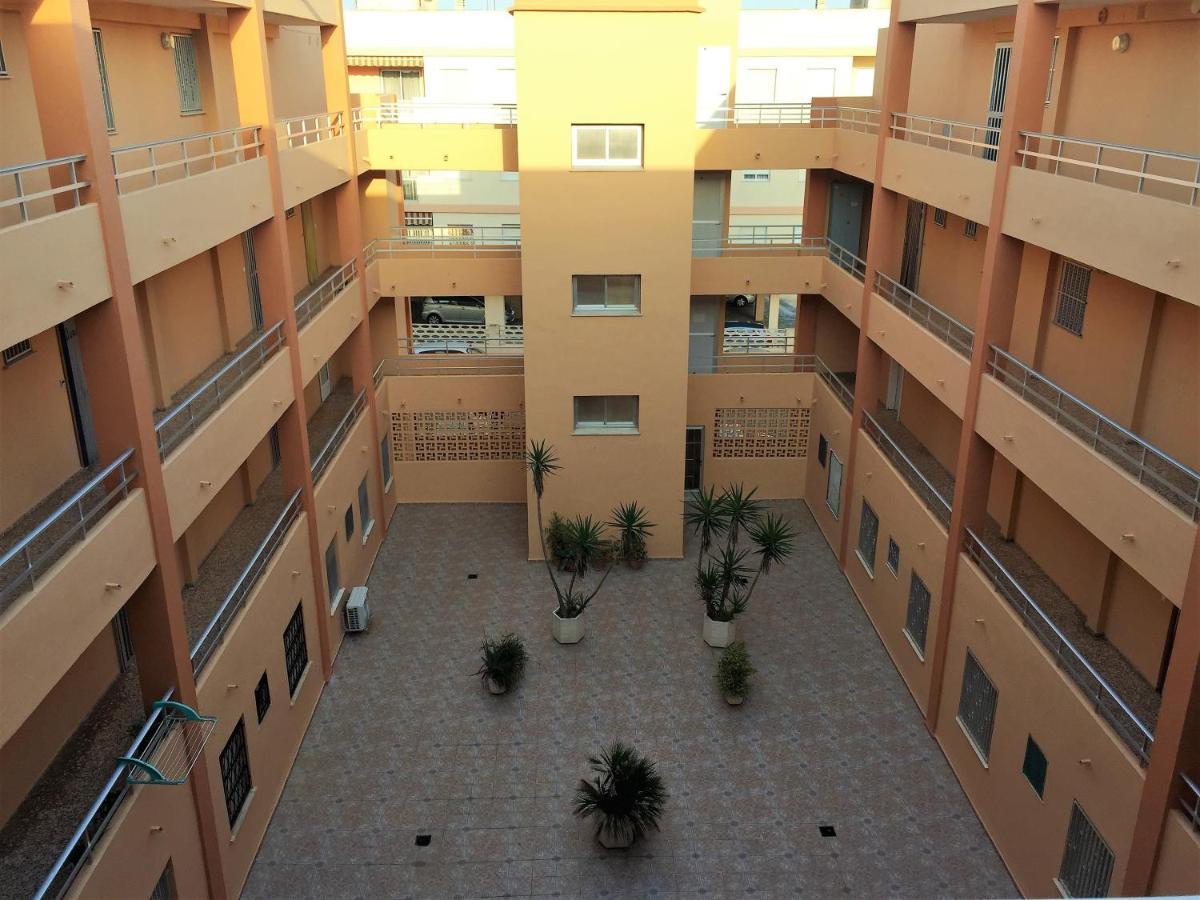 Beachfront And Bright Apartment Mareny Barraquetas エクステリア 写真